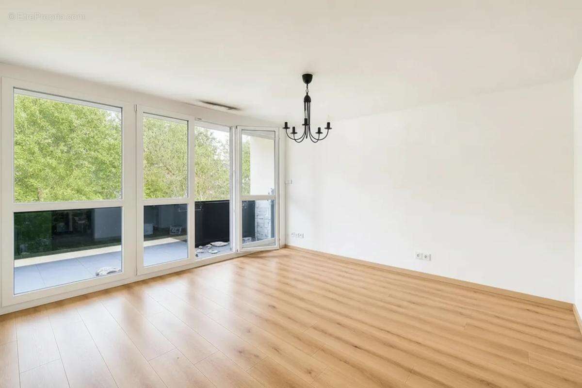 Appartement à YERRES