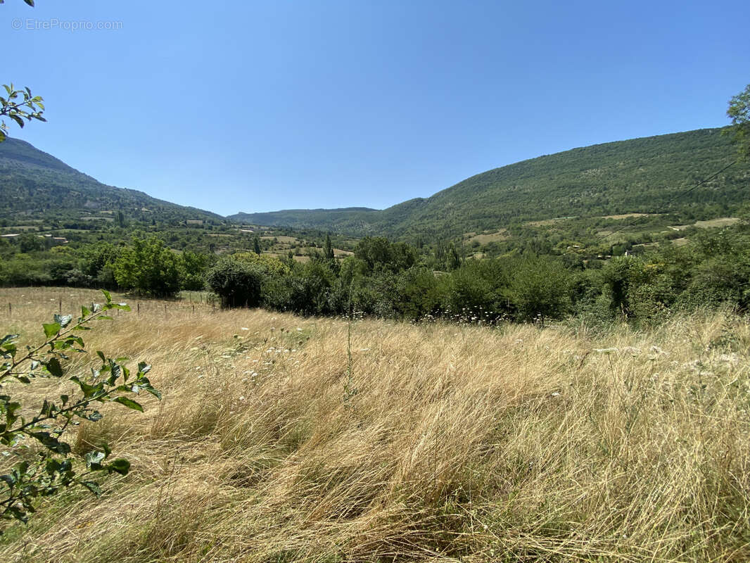 La roche sur le buis - joli terrain avec vue de 764m2 - photo 2