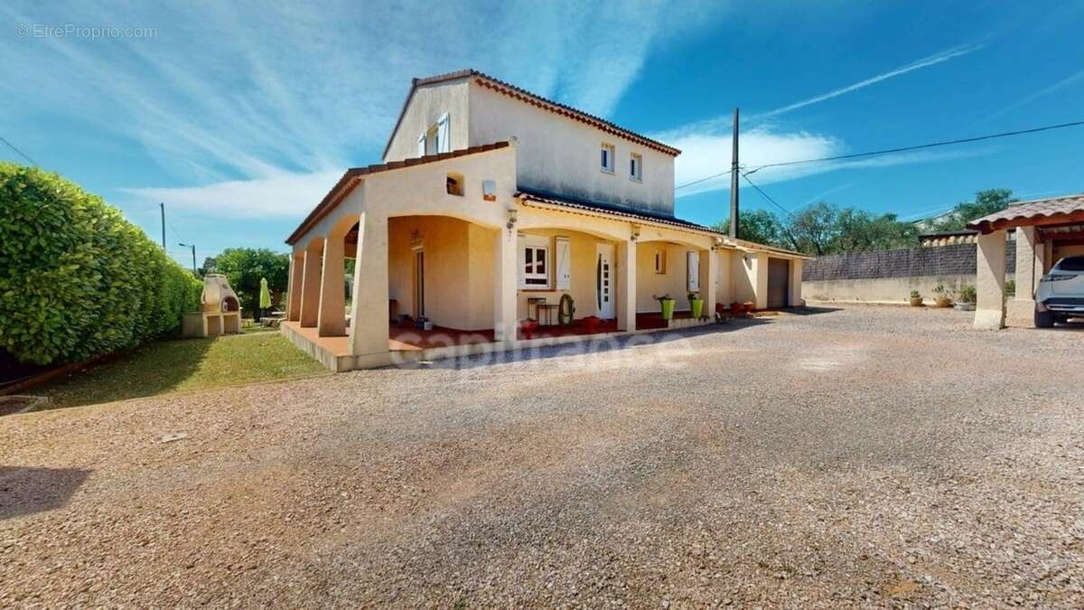 Maison à vendre 5 pièces GAREOULT (83) - photo 6