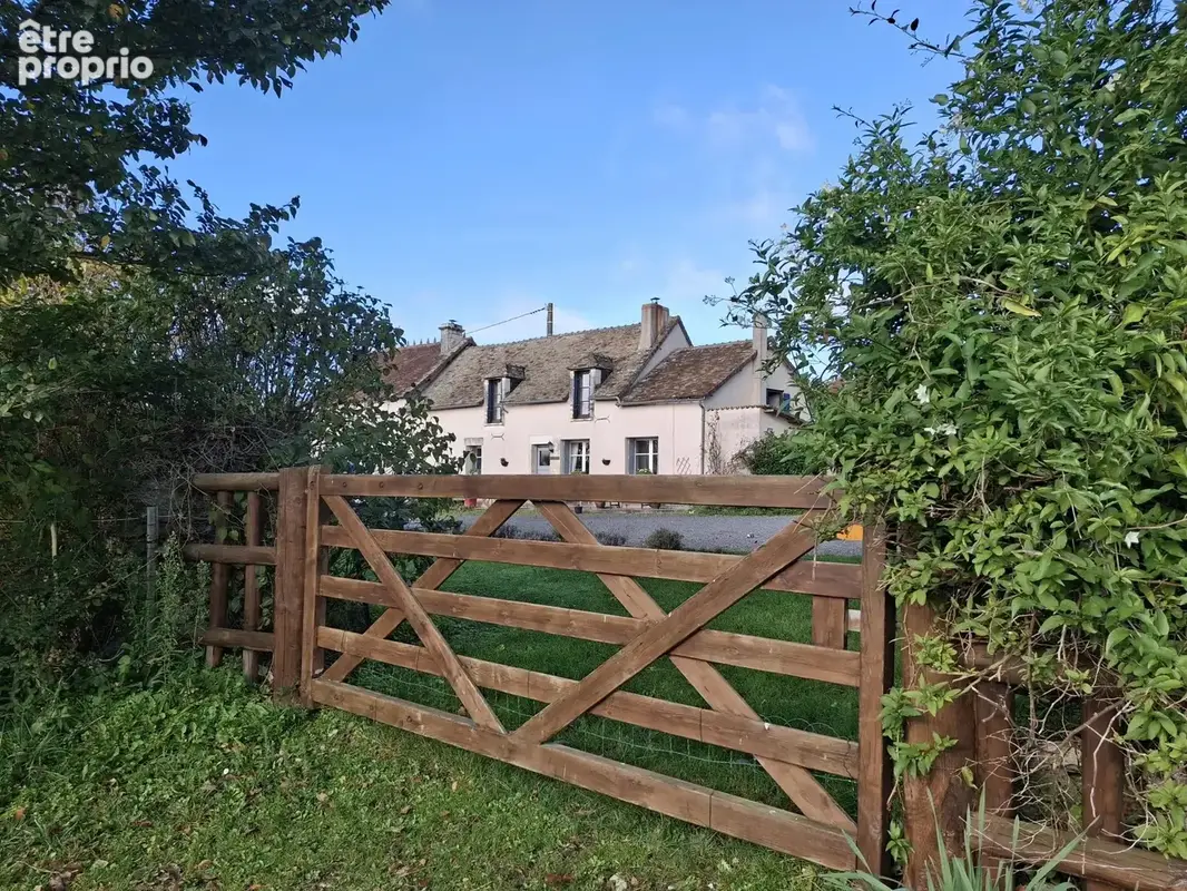 Charmante propriété équestre avec carrière en sable, granges, piscine et plus de 4 hectares de terrain - photo 22