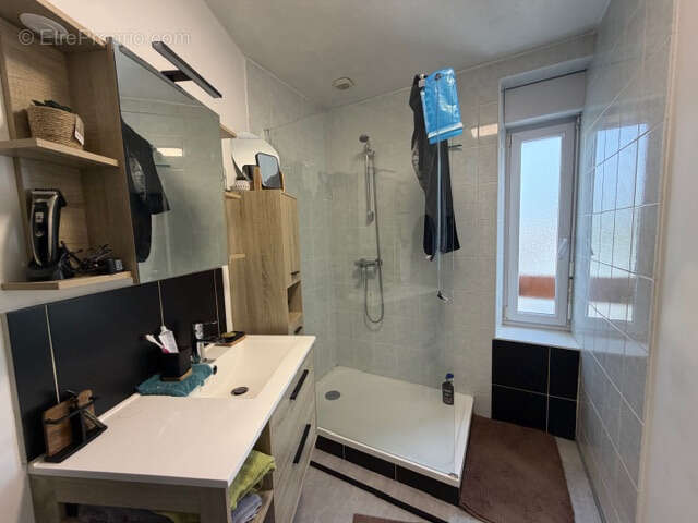 Appartement + studio + magasin - photo 15