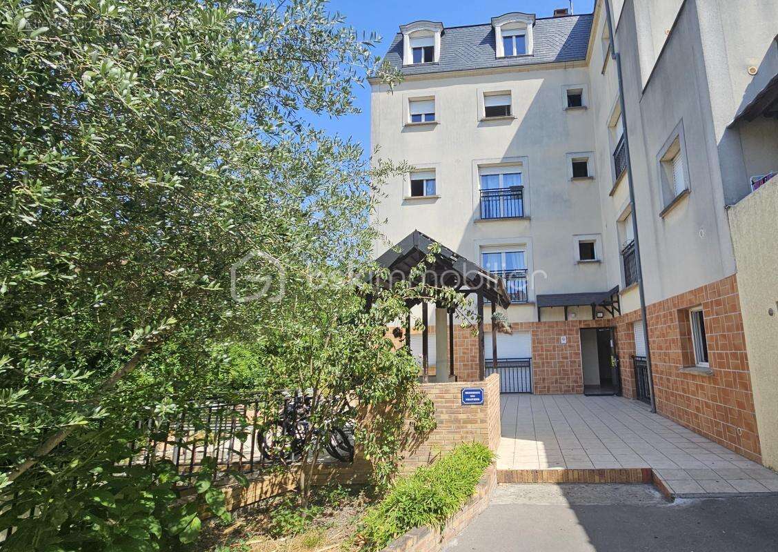 Appartement à CLICHY-SOUS-BOIS