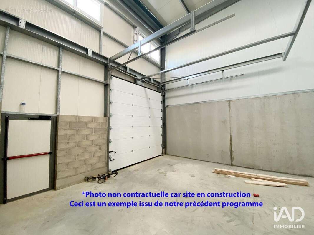 Photo 8 - Commerce à CHEVRY-COSSIGNY