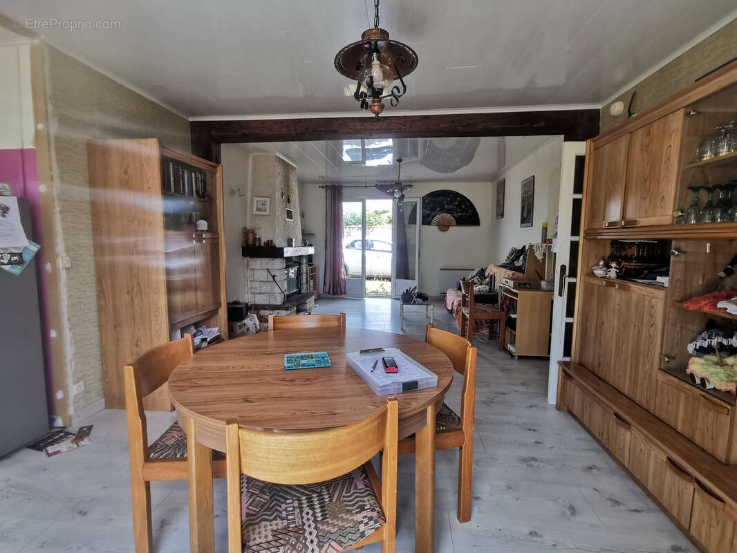 Maison à AIGREFEUILLE-D&#039;AUNIS