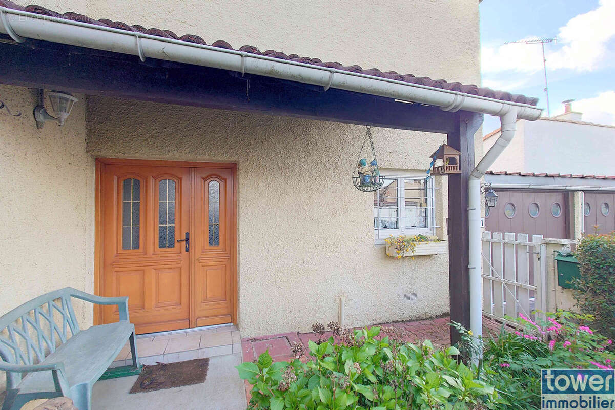 Maison à VILLEFRANCHE-DE-ROUERGUE