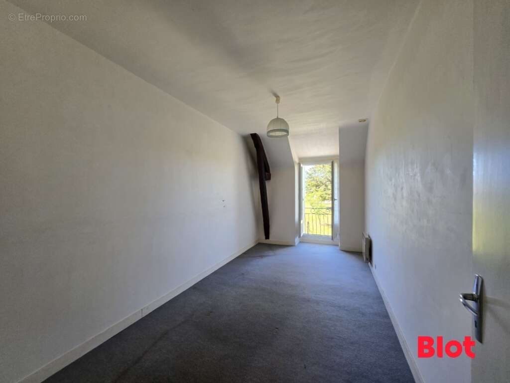 Maison 146 m² à Javene  - photo 7