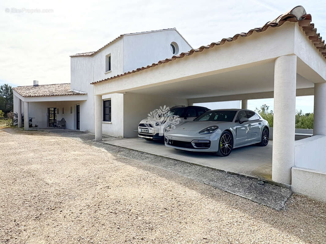 Maison à LA CADIERE-D'AZUR