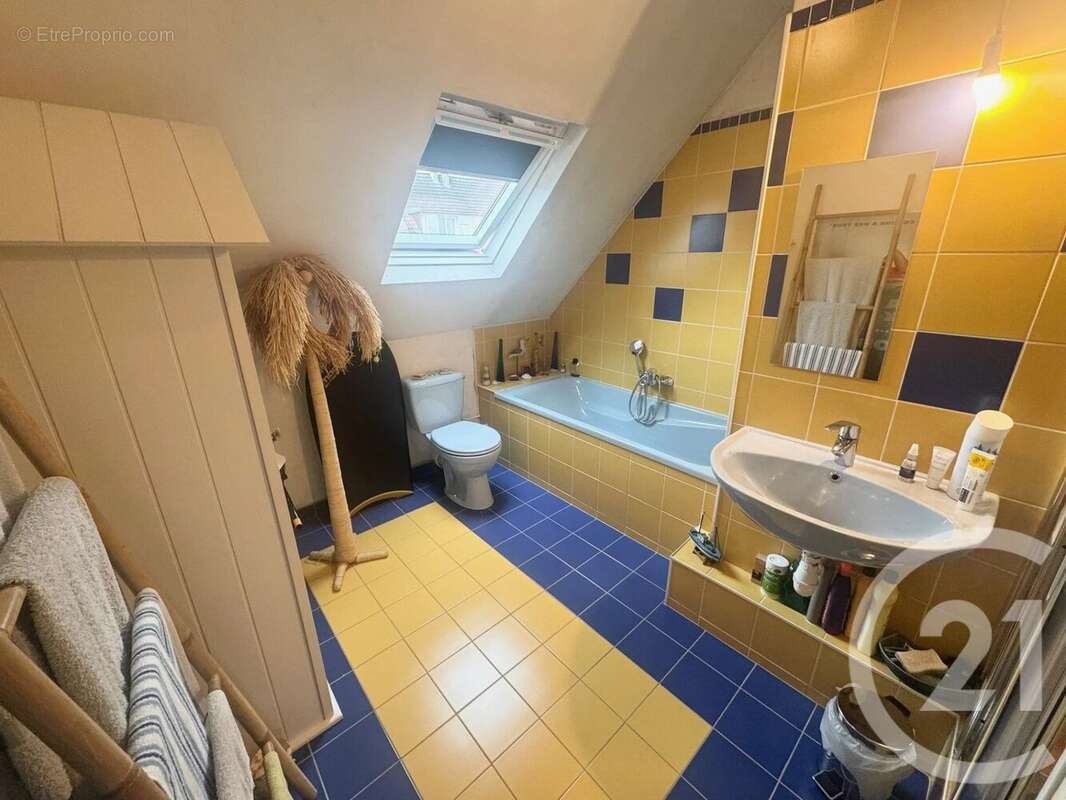 Maison à SAINT-MARTIN-DU-TERTRE