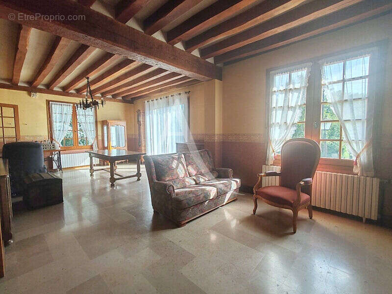 Maison à CHAILLES