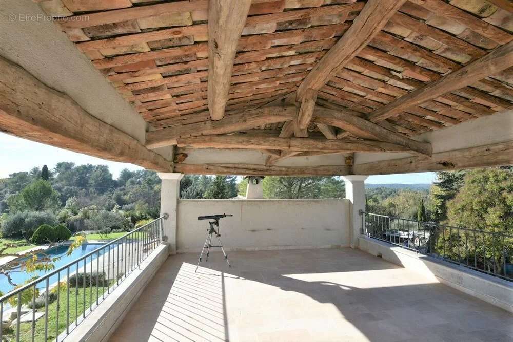 Maison à MONTAUROUX