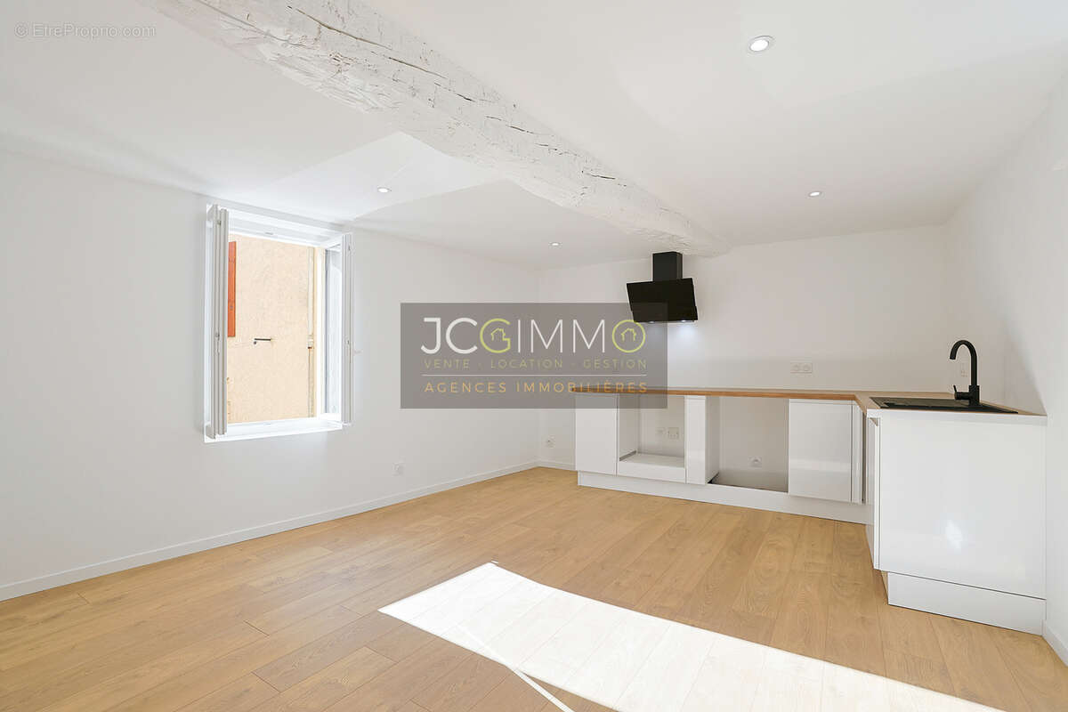 Appartement T2 de 40,92m2 loi carrez refait à neuf ! - photo 4