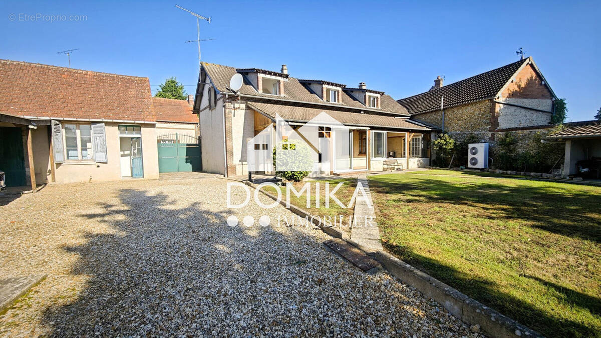 Maison à EZY-SUR-EURE
