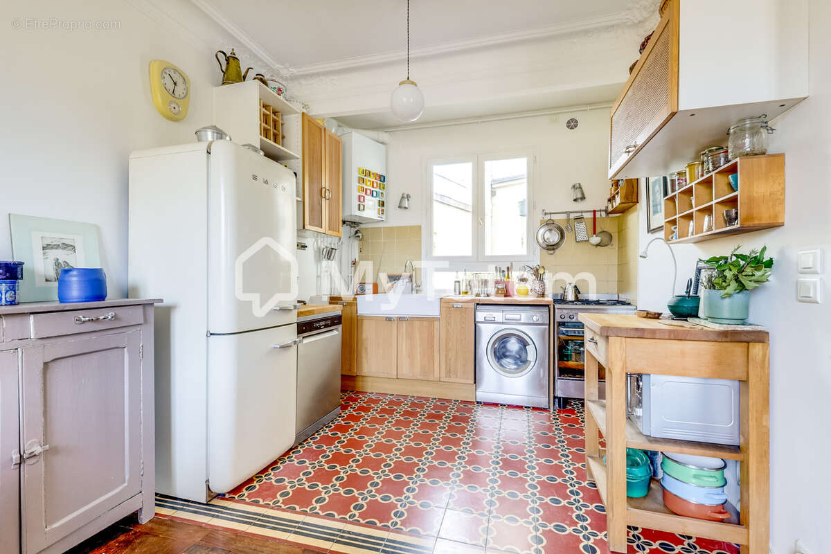 Appartement à PARIS-11E