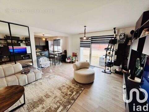 Photo 2 - Appartement à BELLEVILLE