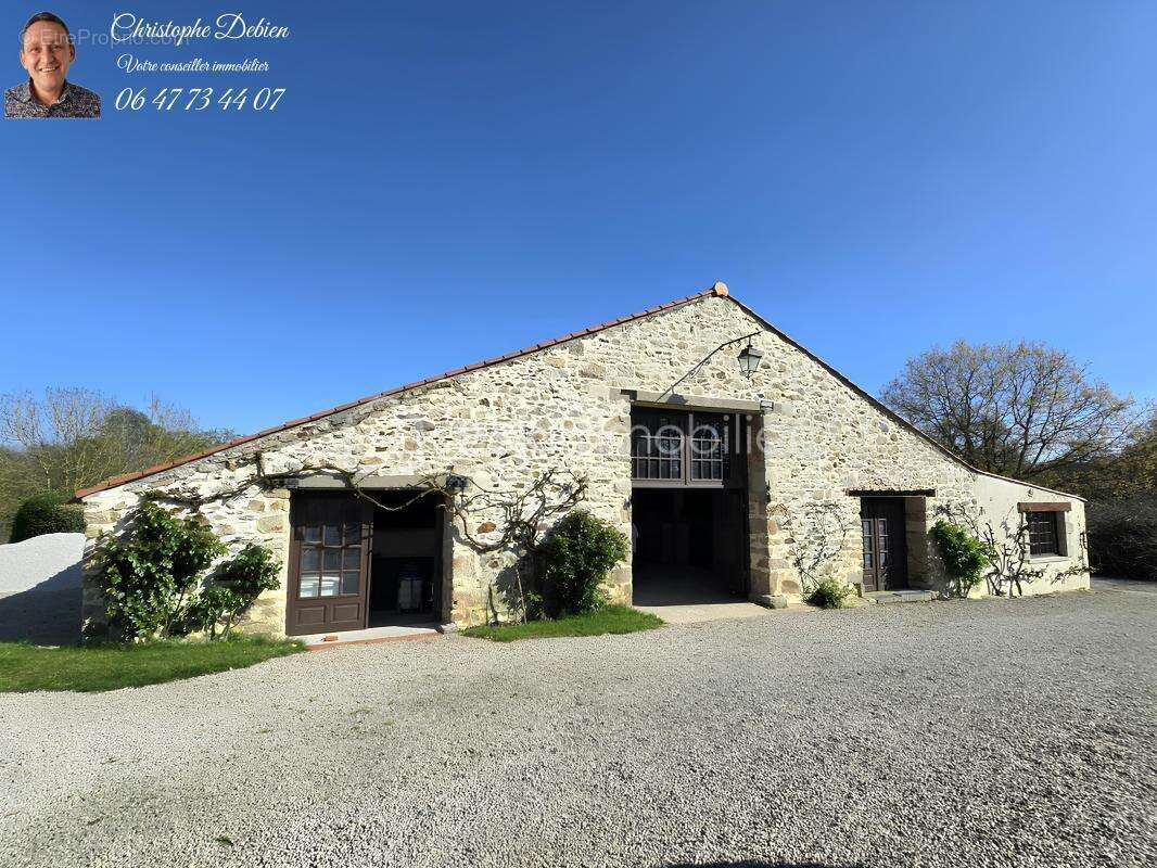 Maison à LES LUCS-SUR-BOULOGNE