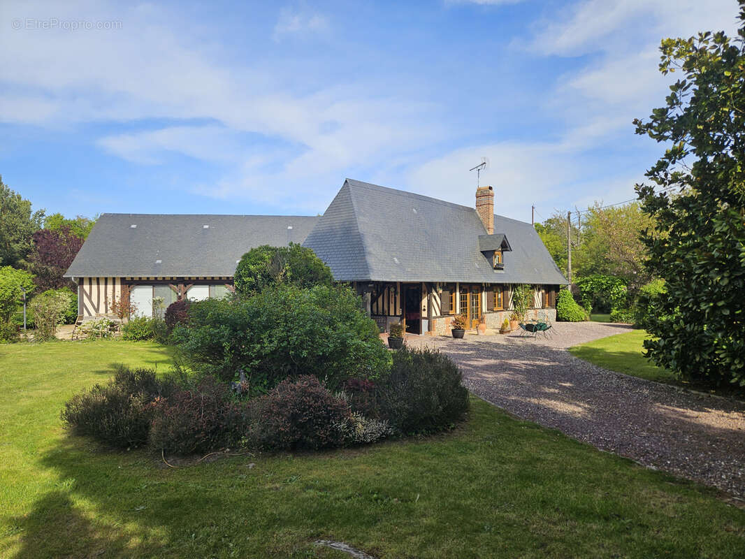 Maison à CORMEILLES
