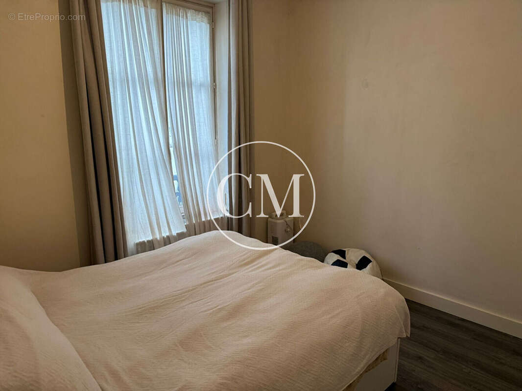 Appartement à VERSAILLES