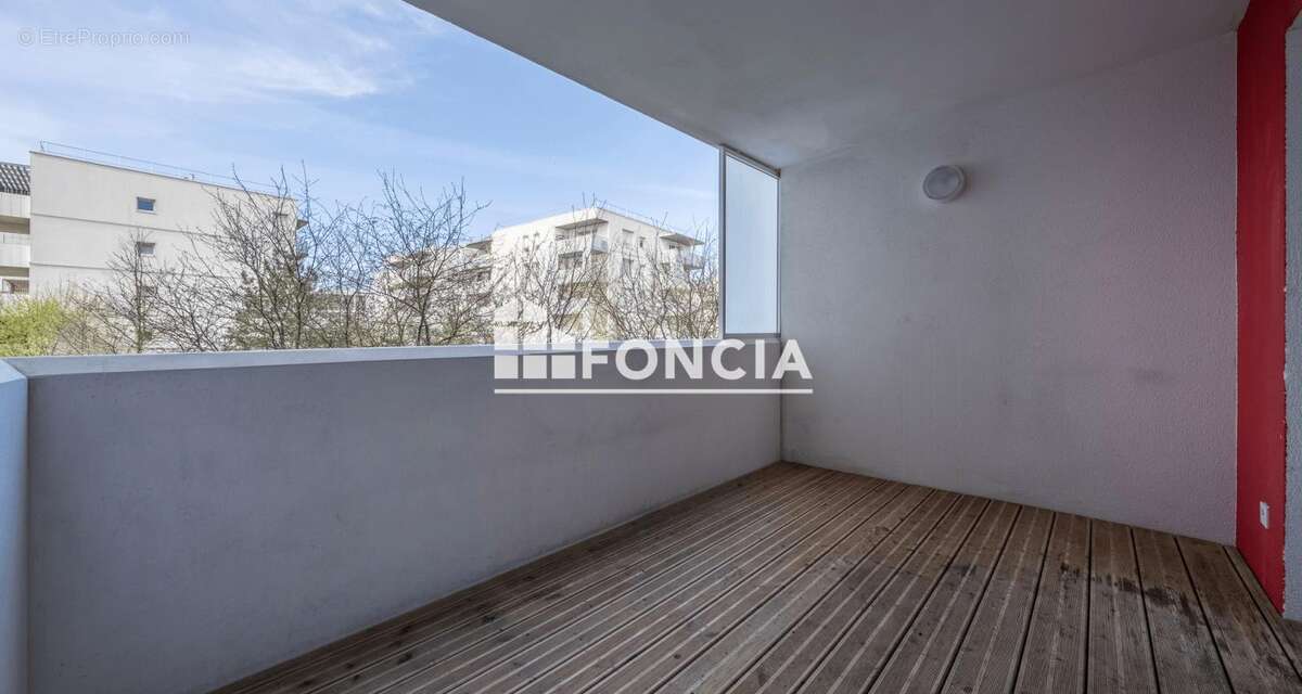 Appartement T2 lumineux avec terrasse et parking sécurisé - photo 7