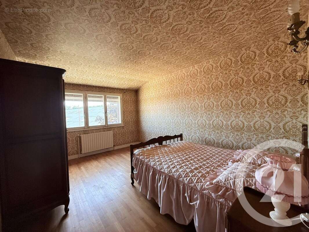 Maison à CLOYES-SUR-LE-LOIR