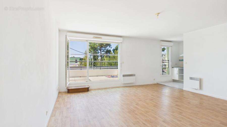 Appartement 65 m² à Saint-Ave  - photo 648