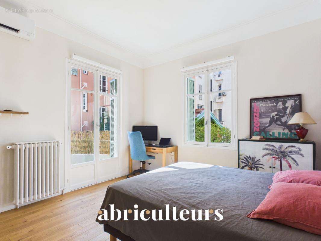 Superbe T2 de 58 m² Entièrement Rénové avec Terrasses – Calme Absolu à 2 min de la Gare TGV Nice-Ville - photo 16