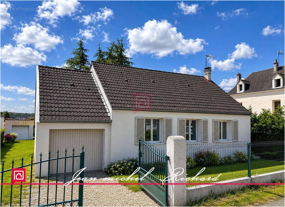Maison à NOYERS-SUR-CHER