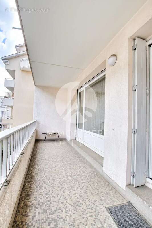 Appartement à LYON-8E