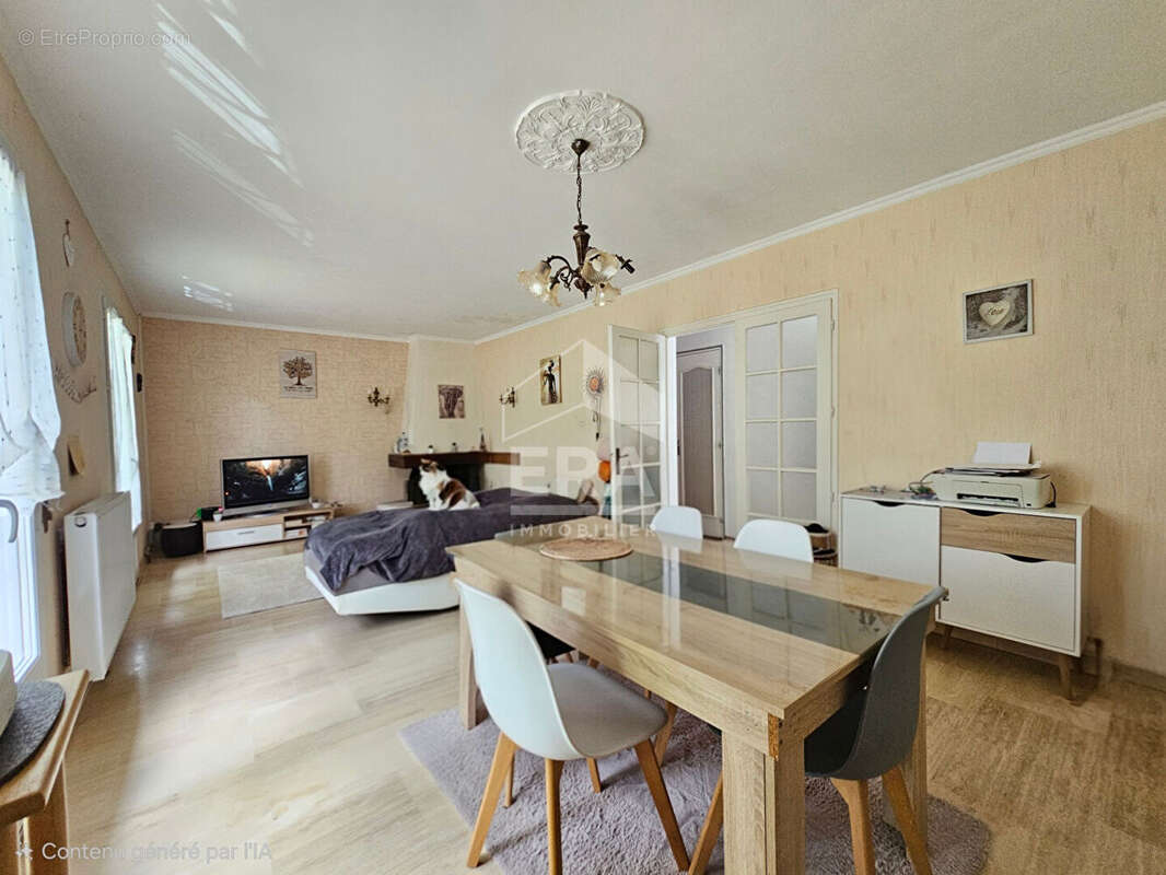 Maison à DIRAC