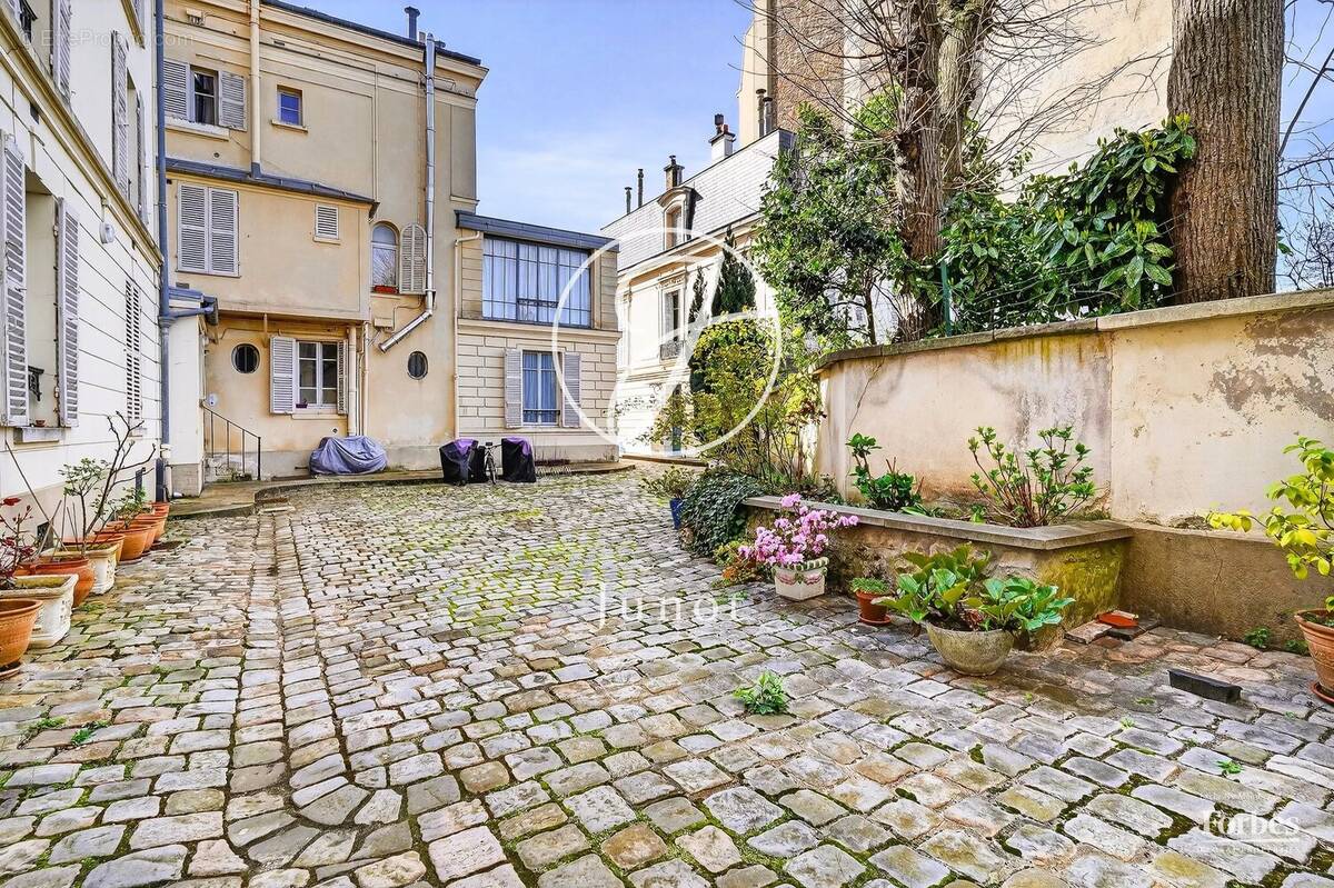 Appartement à VERSAILLES