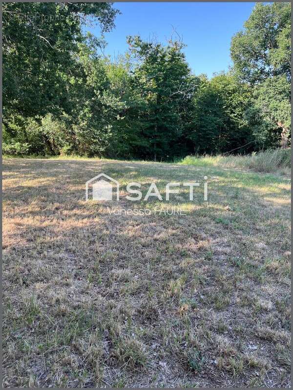Terrain 860 m² à Madirac  - photo 2