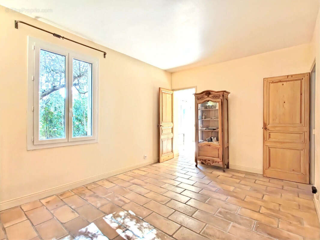 Maison à VILLENEUVE-LES-AVIGNON