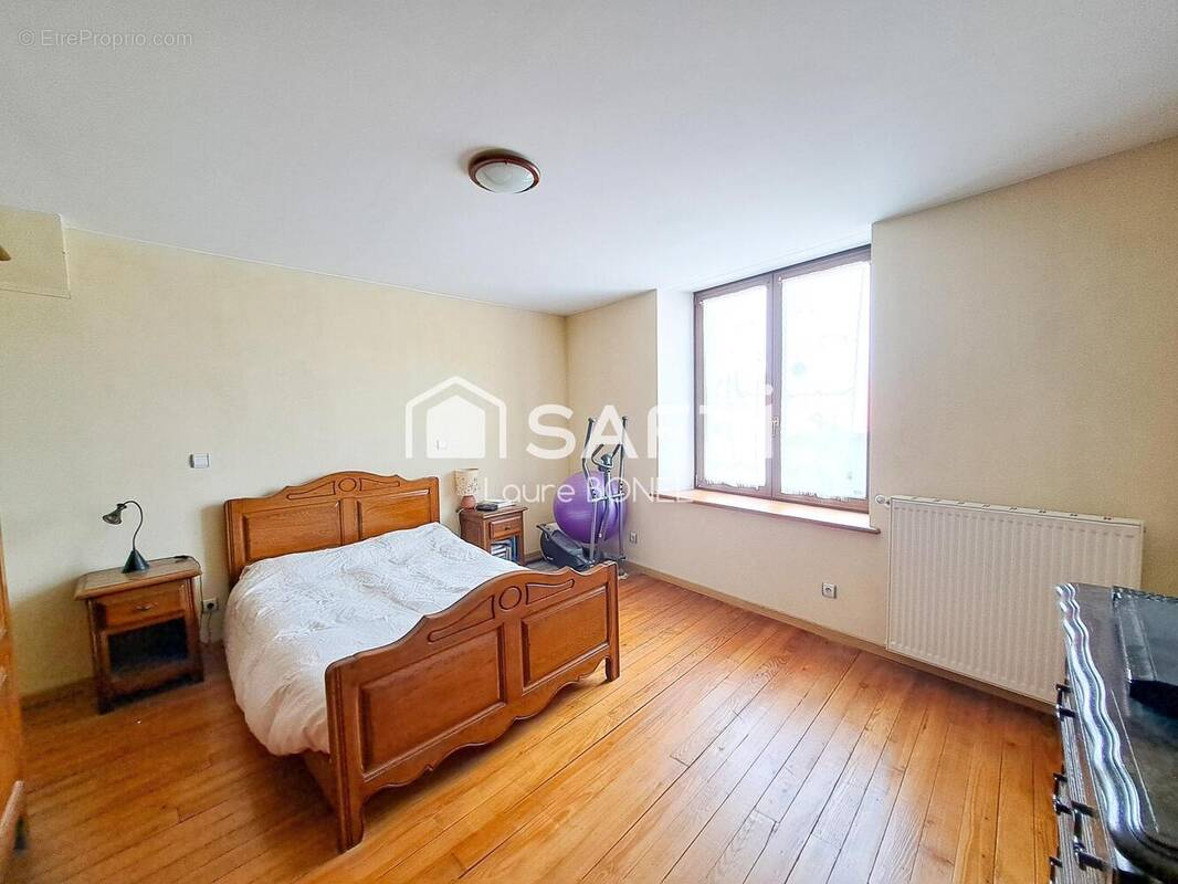 Photo 1 - Maison à VANNES-LE-CHATEL