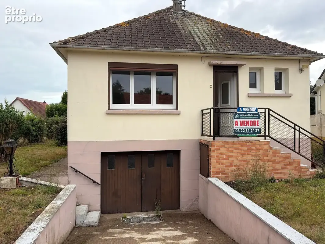 Maison à FEUQUIERES-EN-VIMEU