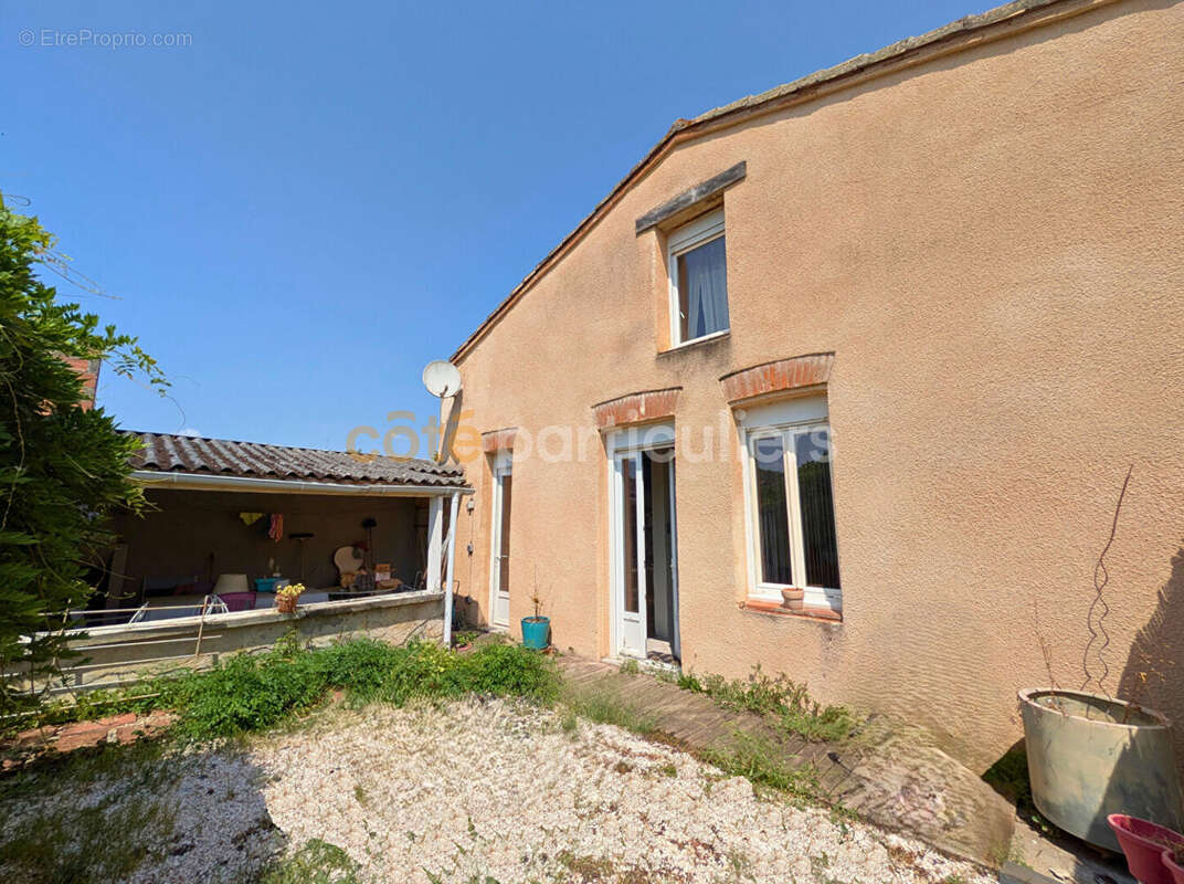 Maison Castelsarrasin 4 pièce(s) 113 m2 - photo 9