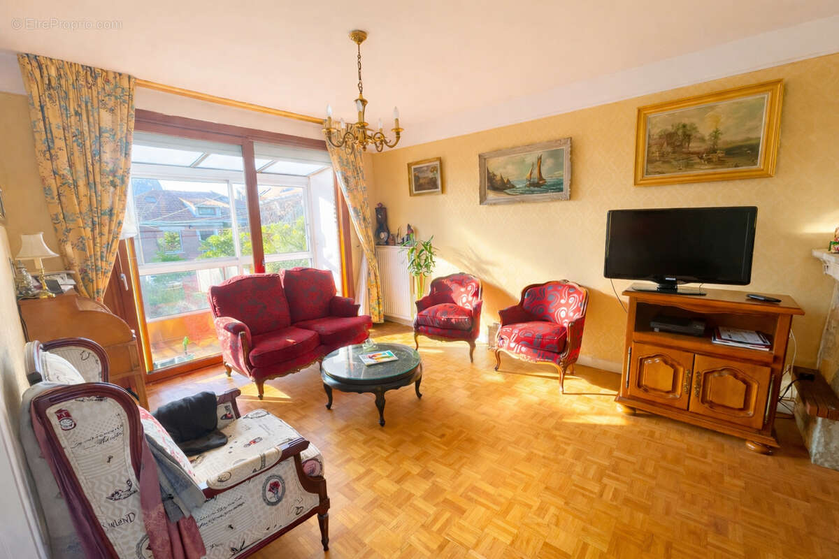 Maison à NEUILLY-PLAISANCE