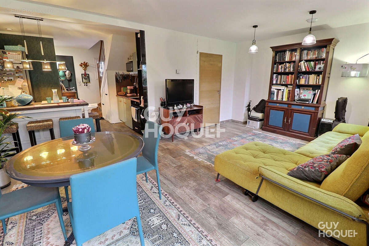 Maison à SAINT-MICHEL-SUR-ORGE