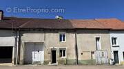 Maison à ROMAIN-SUR-MEUSE