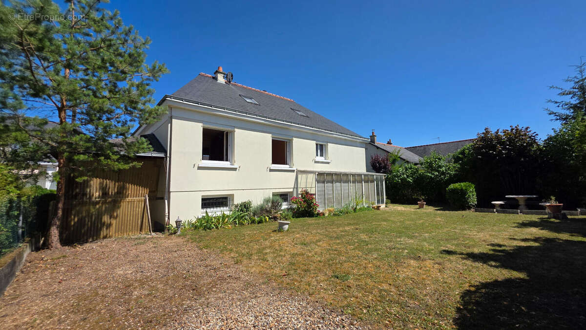 Maison à ROCHECORBON