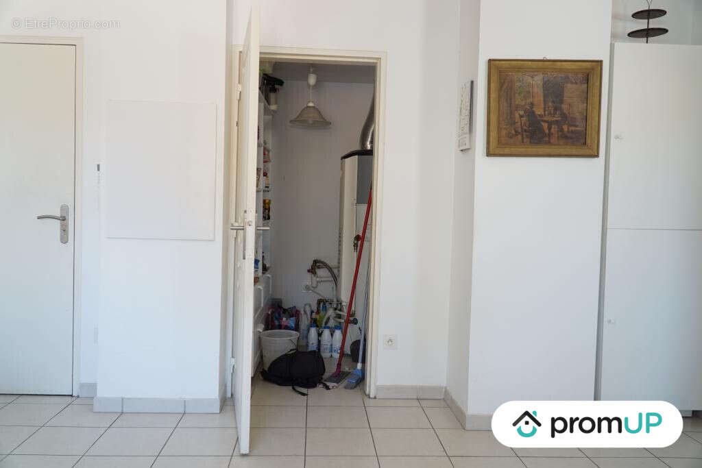 Appartement à MARSEILLE-16E