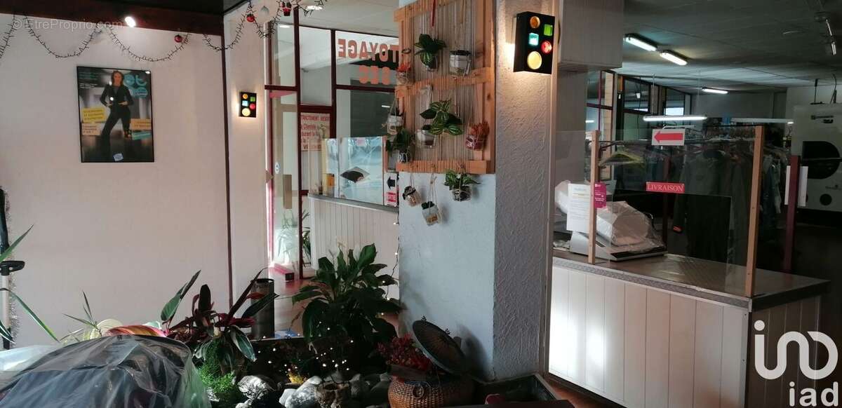 Photo 4 - Commerce à LOURDES