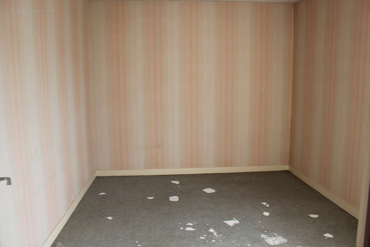 Appartement à SAINT-CYR-SUR-LOIRE