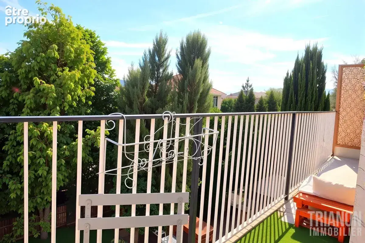 Appartement à LA CELLE-SAINT-CLOUD