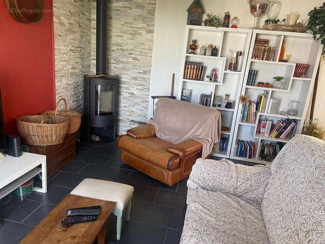 Maison à COGNAC-LA-FORET