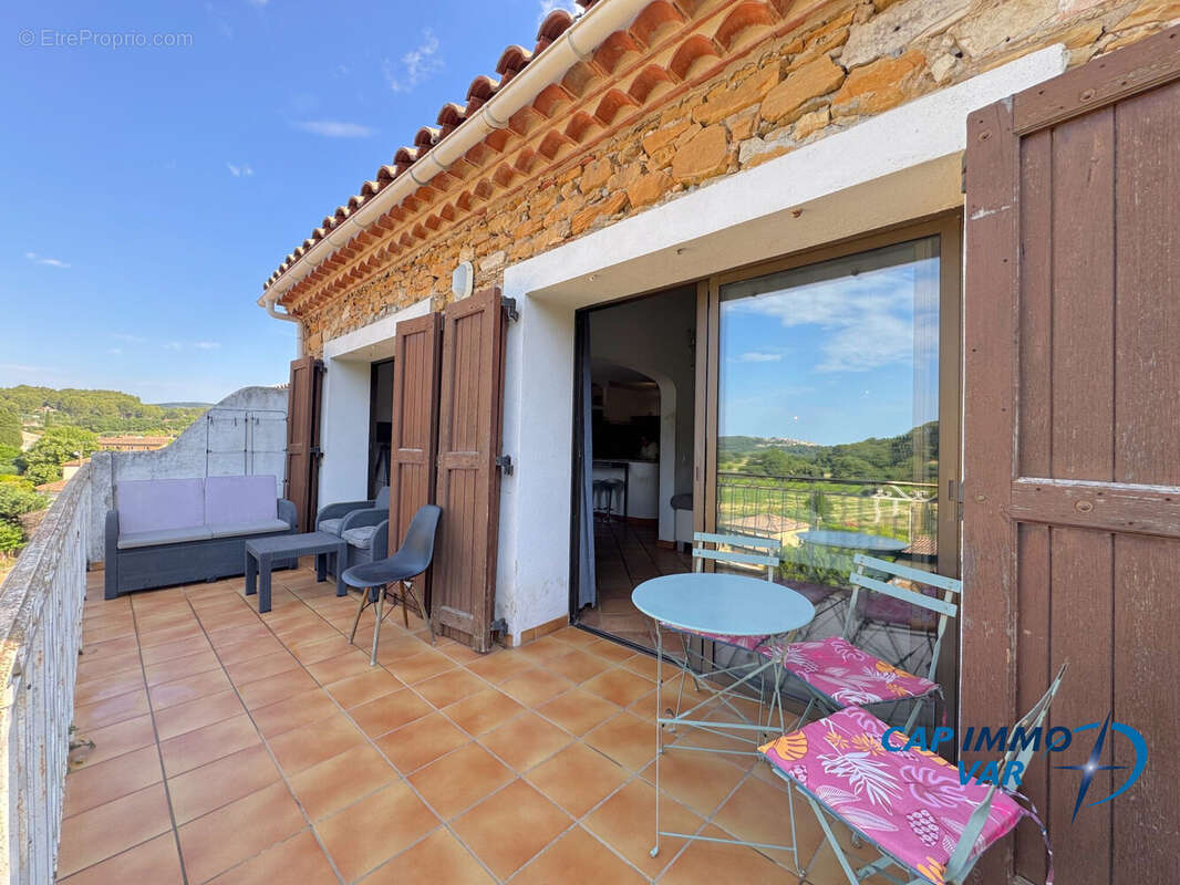 Maison à LE CASTELLET
