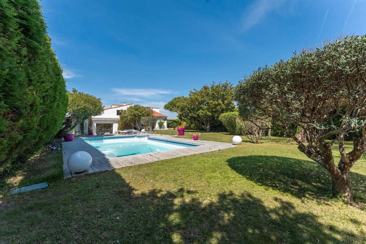 Maison à MARSEILLE-8E