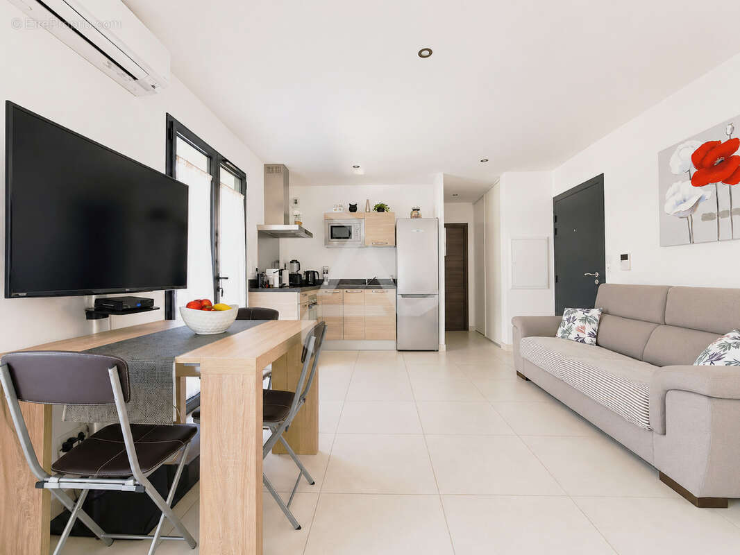 Agréable appartement t2 à ste-lucie de porto-vecchio à proximité des commodités et à dix min des plages - photo 8