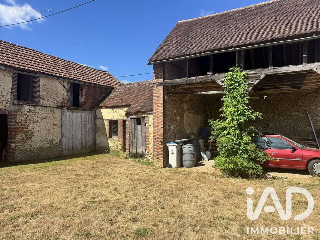 Maison 75 m² à Villeneuve-Sur-Yonne  - photo 9