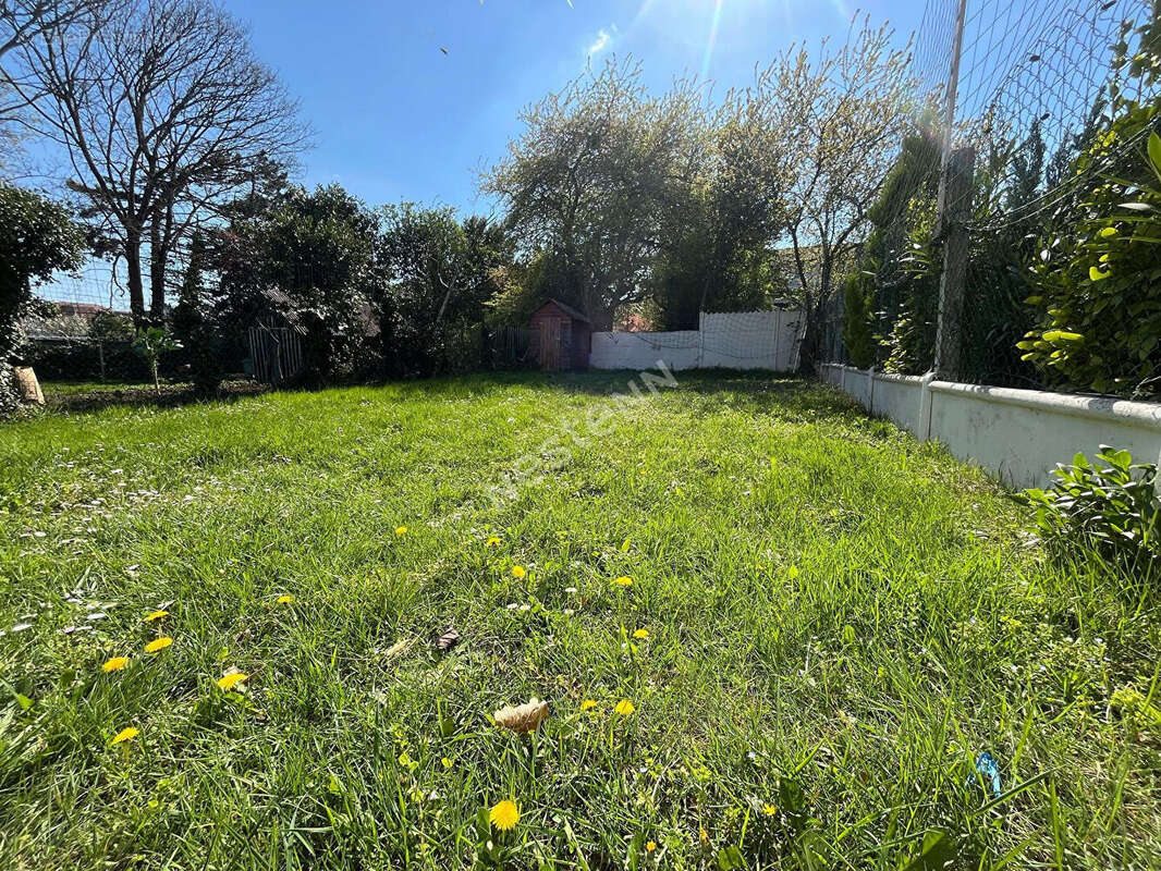 Maison à LE BLANC-MESNIL