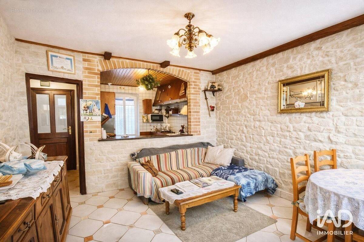 Photo 1 - Maison à PONT-SAINTE-MAXENCE