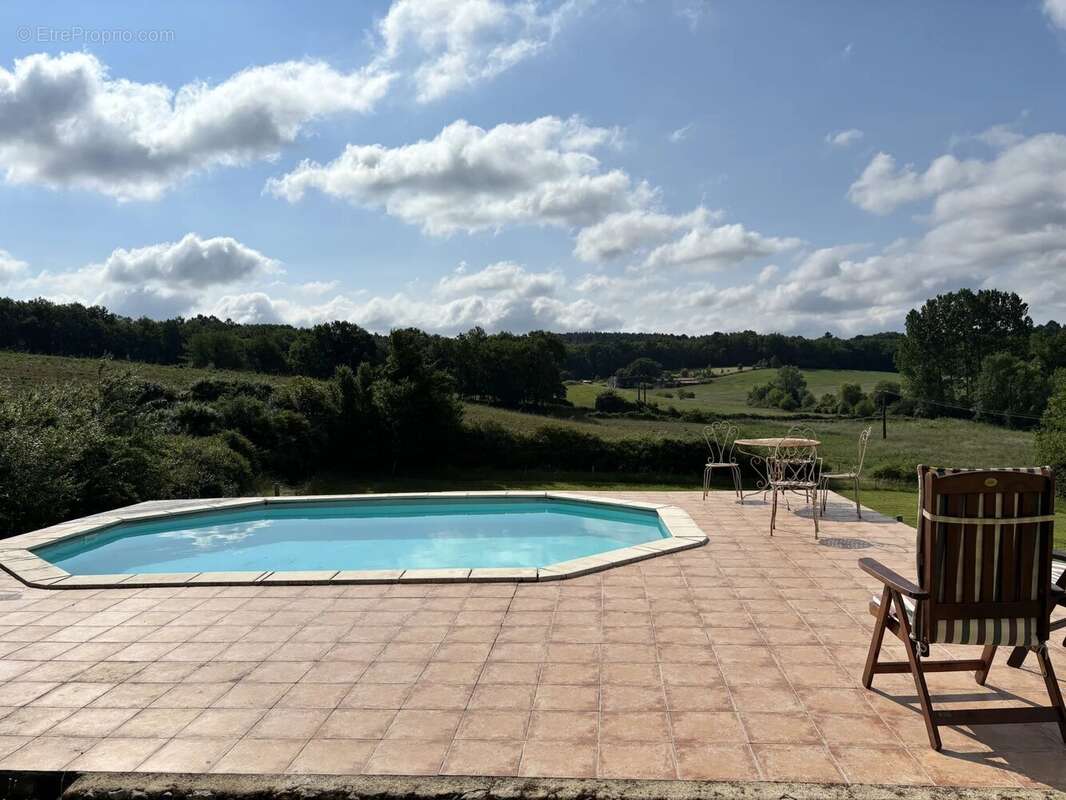 Maison à AUBETERRE-SUR-DRONNE